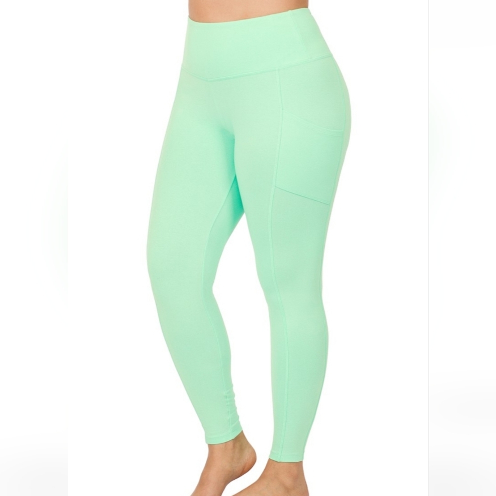 Zenana Athletic Leggings NWT